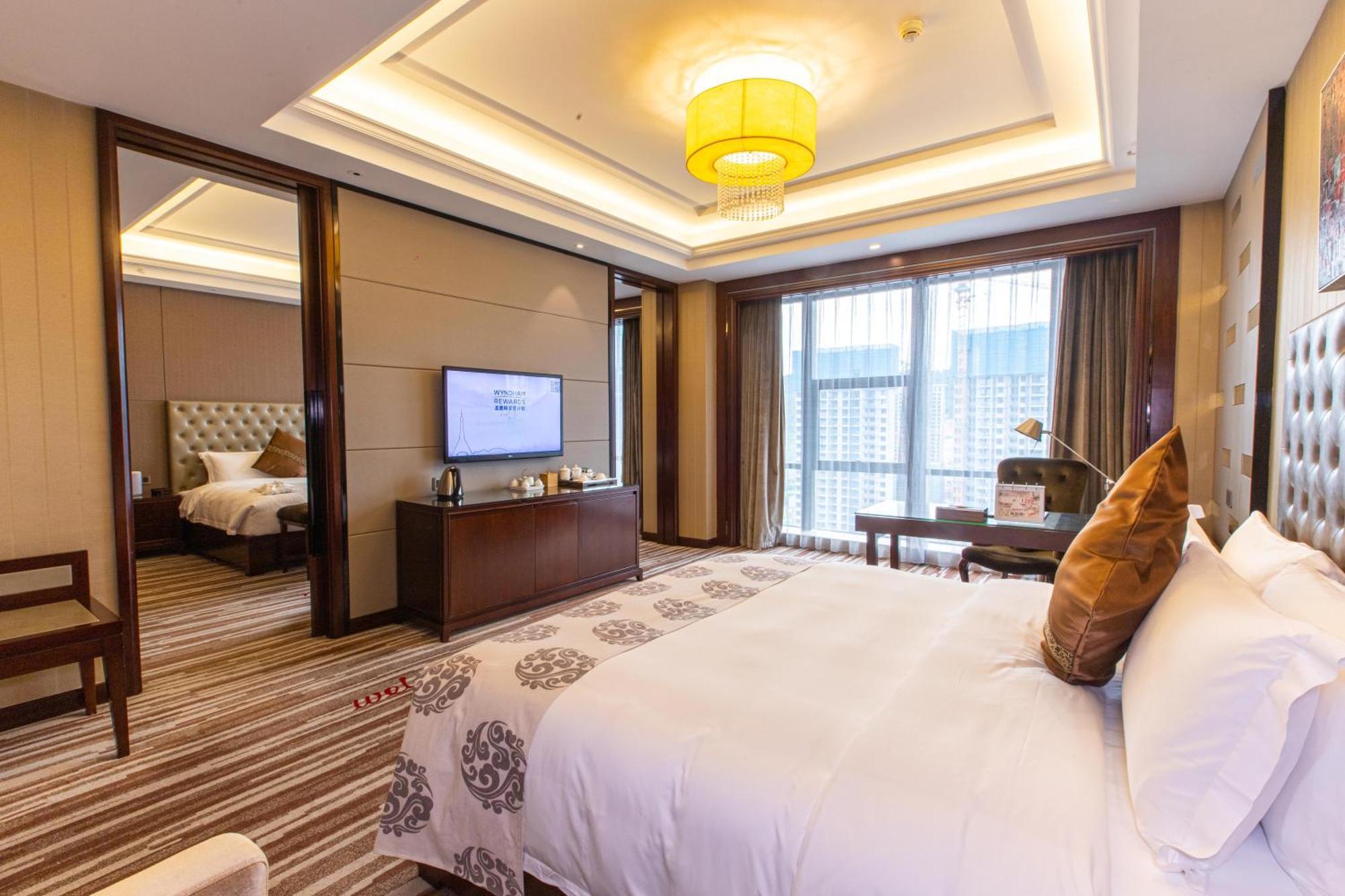 Wyndham Grand Plaza Royale Chenzhou Otel Dış mekan fotoğraf