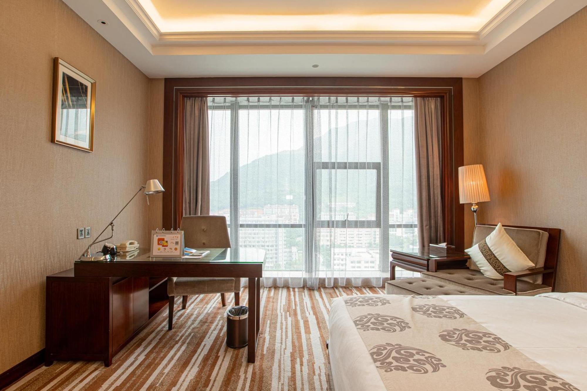 Wyndham Grand Plaza Royale Chenzhou Otel Dış mekan fotoğraf