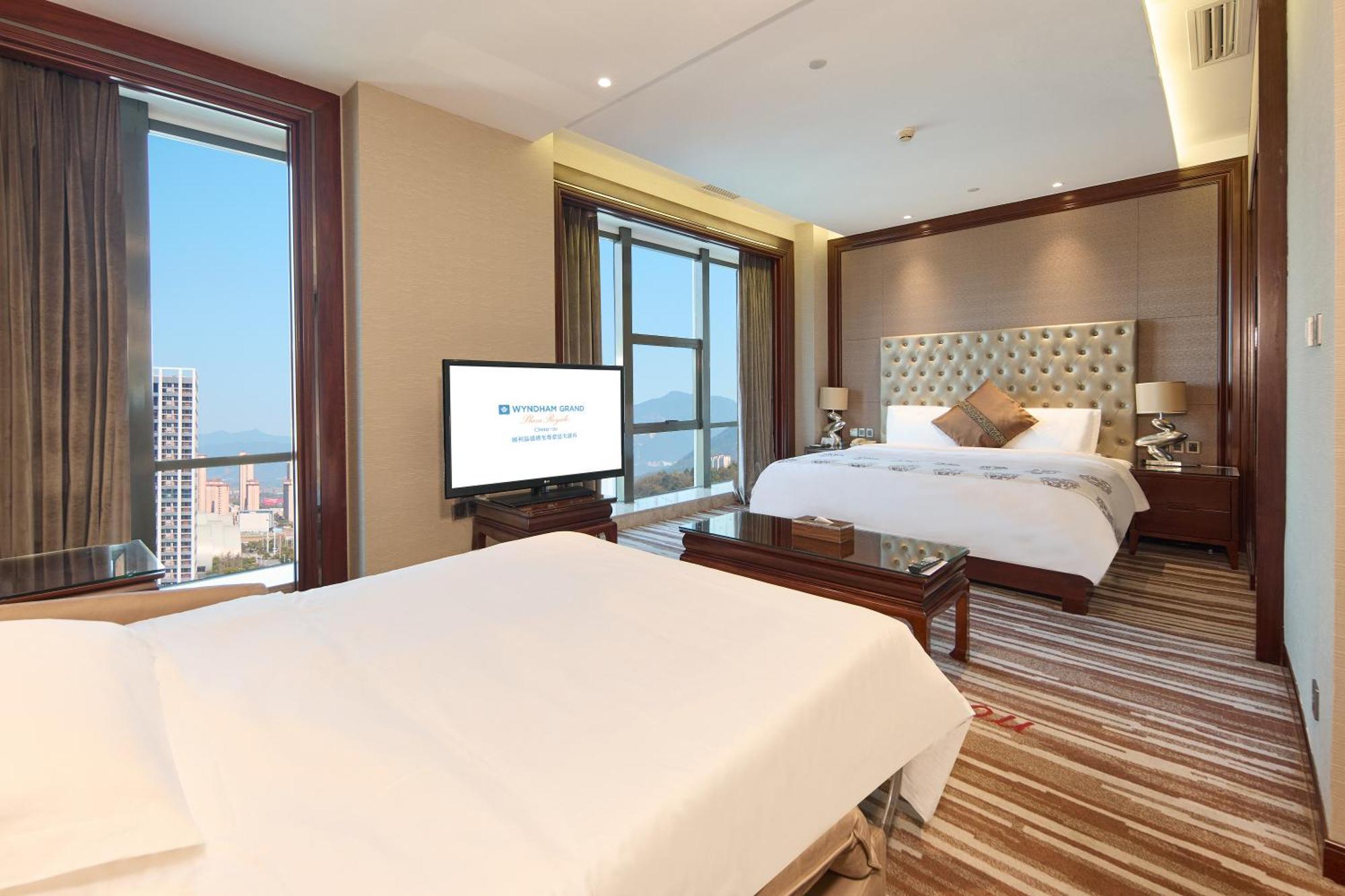 Wyndham Grand Plaza Royale Chenzhou Otel Dış mekan fotoğraf